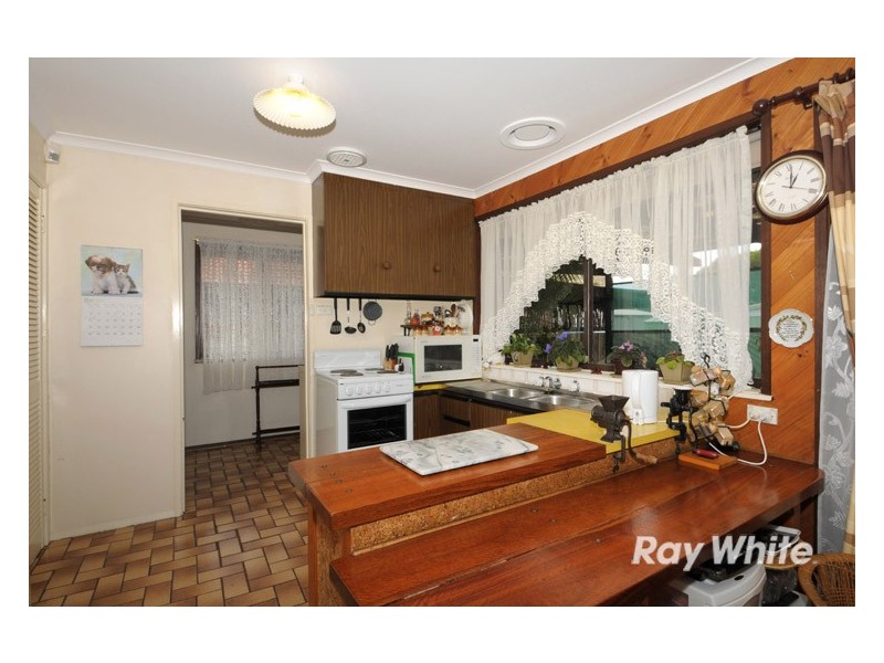 19 Fenfield Street, Cranbourne VIC 3977