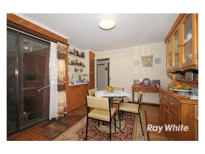 19 Fenfield Street, Cranbourne VIC 3977