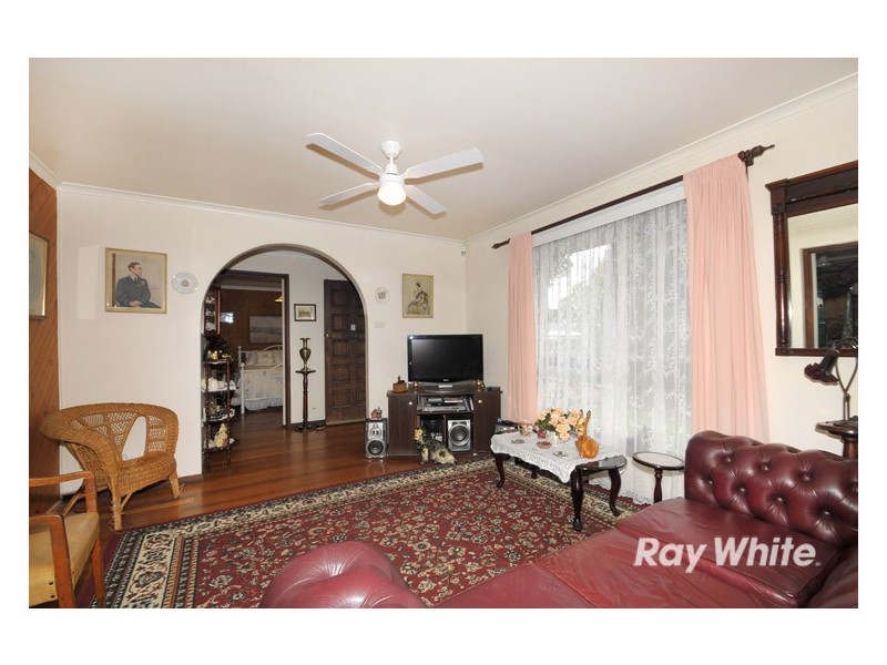 19 Fenfield Street, Cranbourne VIC 3977