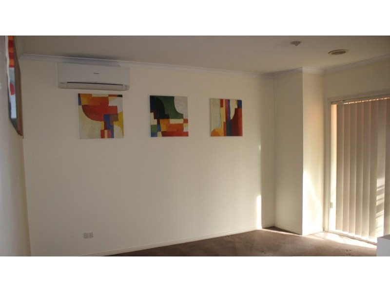 10 Bewley Way, Berwick VIC 3806