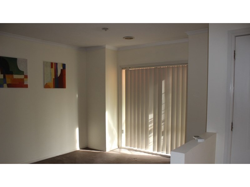 10 Bewley Way, Berwick VIC 3806