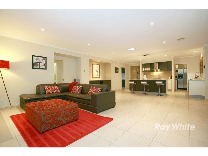 7 Locky Grove, Lyndhurst VIC 3975