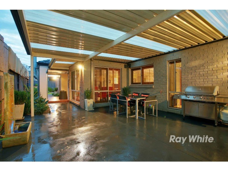7 Locky Grove, Lyndhurst VIC 3975