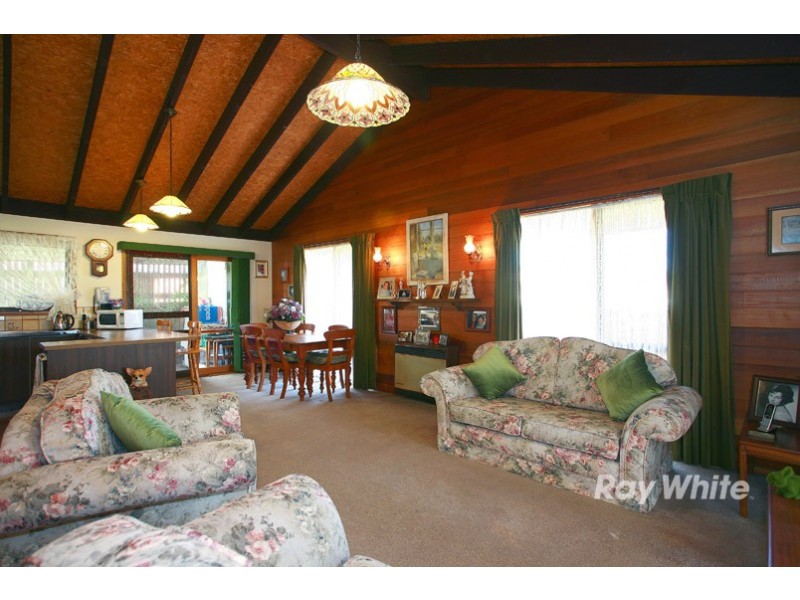 28 Monahans Road, Cranbourne VIC 3977