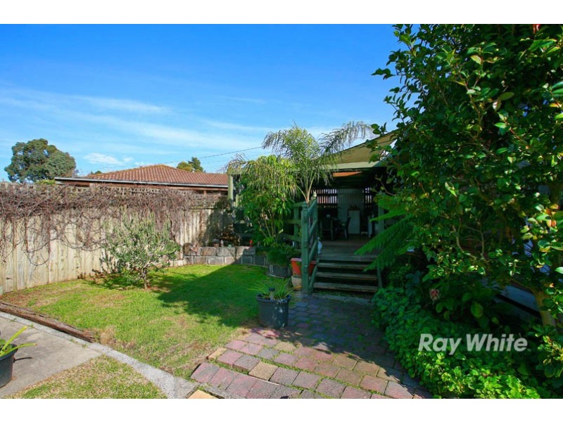 28 Monahans Road, Cranbourne VIC 3977