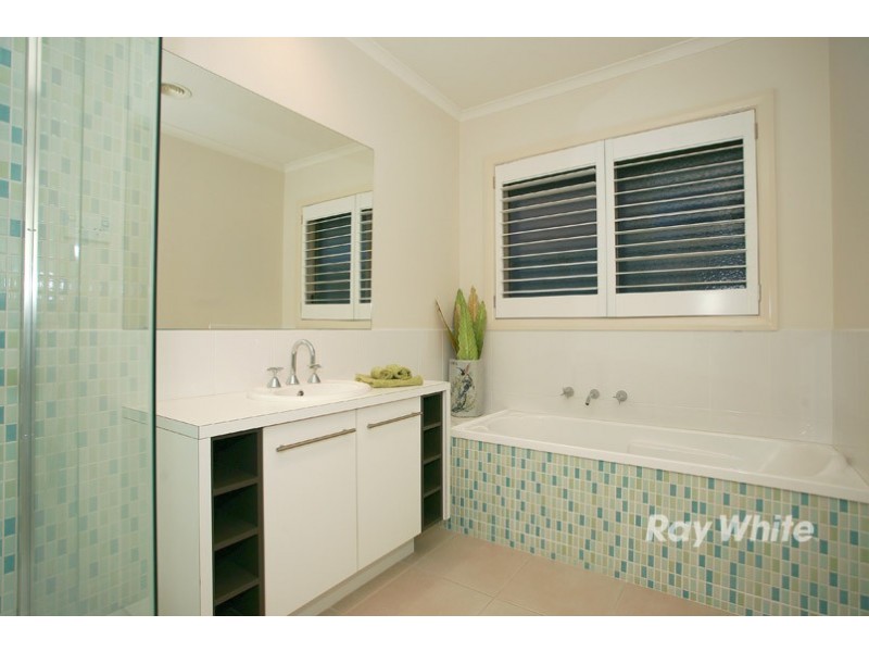 5 Red Mallee Court, Lyndhurst VIC 3975