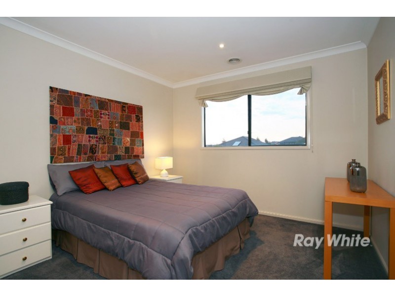 9 Crabapple Close, Lyndhurst VIC 3975