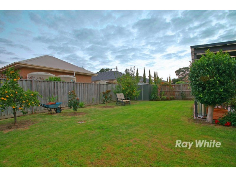 9 Crabapple Close, Lyndhurst VIC 3975