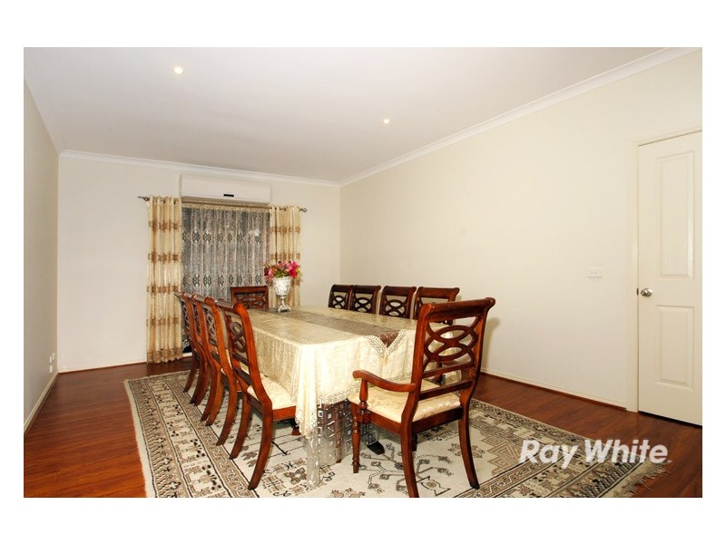 1/16 Sedgwick Court, Lynbrook VIC 3975