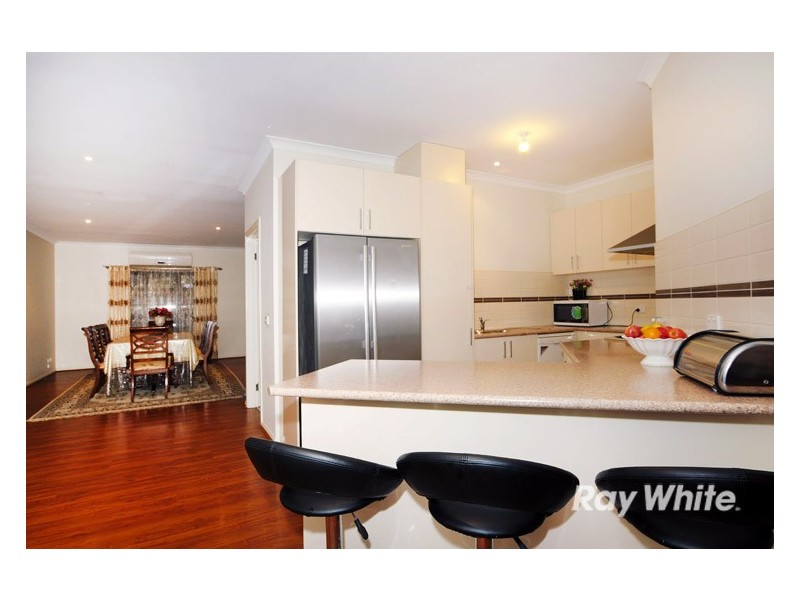 1/16 Sedgwick Court, Lynbrook VIC 3975