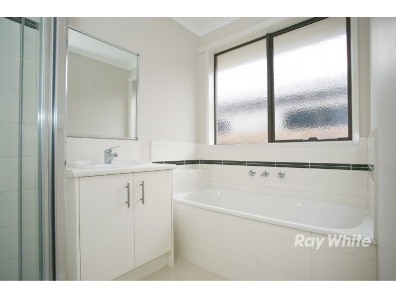 10 Waratah Street, Longwarry VIC 3816