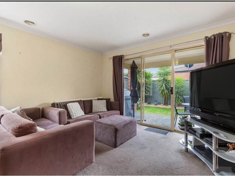 21 Pipetrack Circuit, Cranbourne East VIC 3977