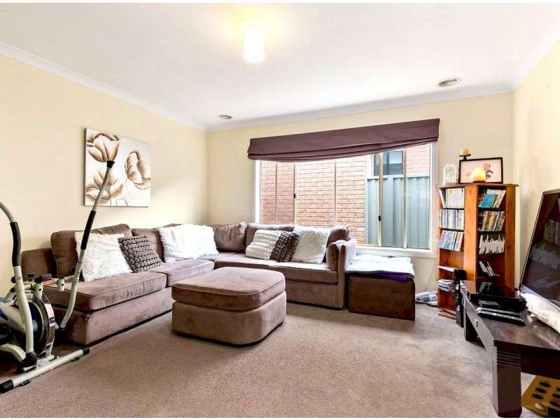 21 Pipetrack Circuit, Cranbourne East VIC 3977