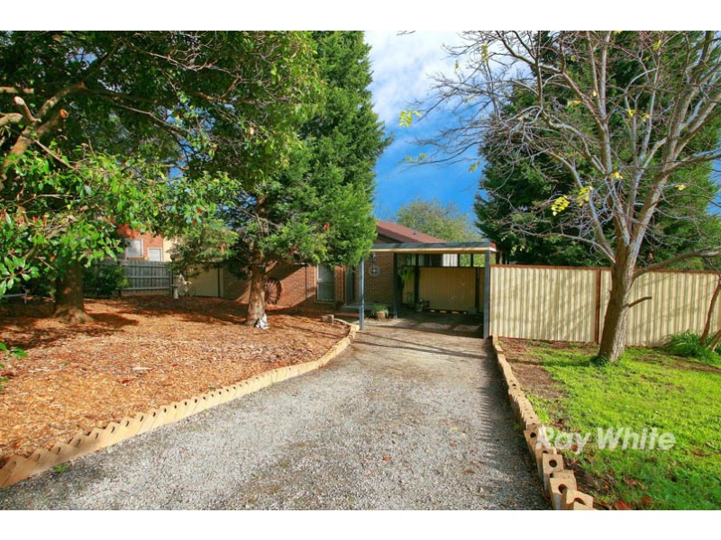 8 Sutherland Court, Endeavour Hills VIC 3802