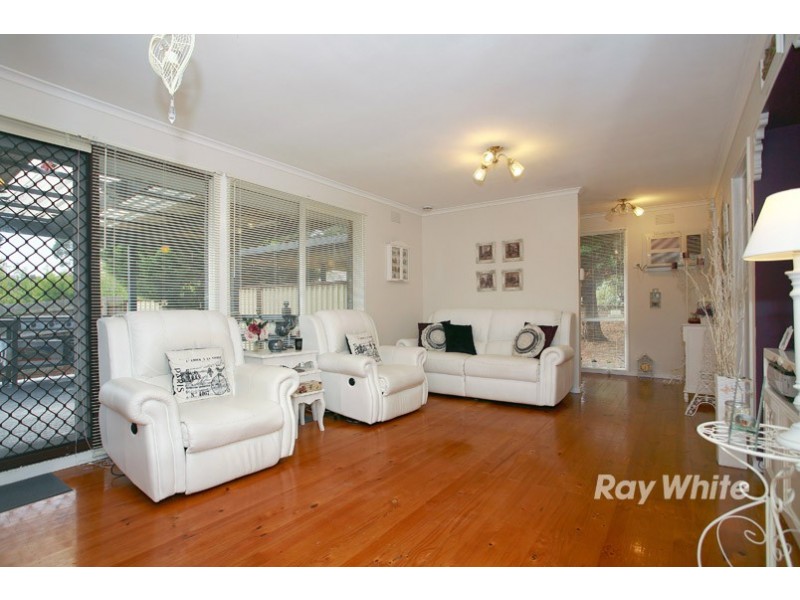 8 Sutherland Court, Endeavour Hills VIC 3802