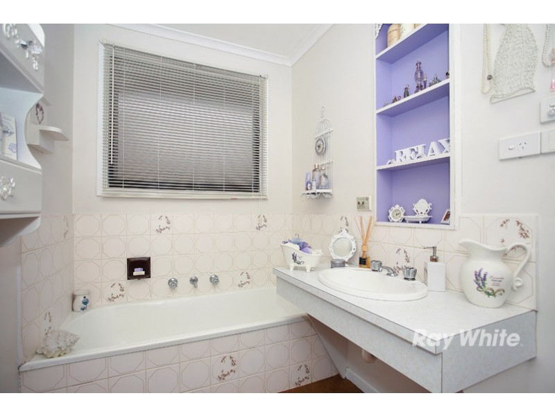 8 Sutherland Court, Endeavour Hills VIC 3802