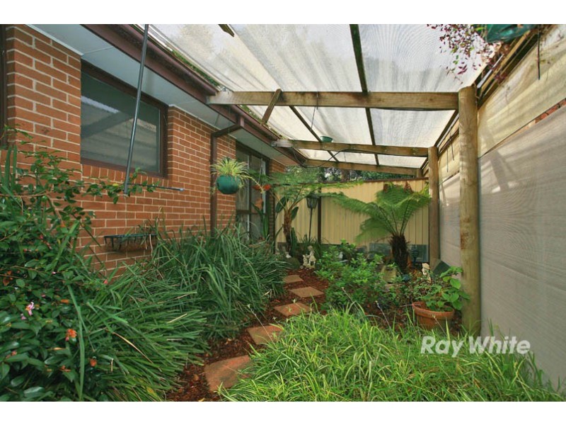 8 Sutherland Court, Endeavour Hills VIC 3802