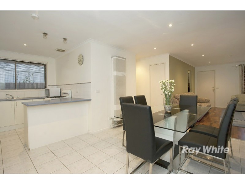 22 Terrence Drive, Cranbourne North VIC 3977