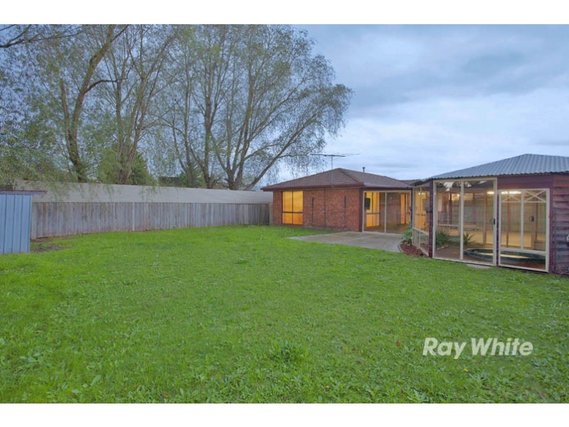 22 Terrence Drive, Cranbourne North VIC 3977