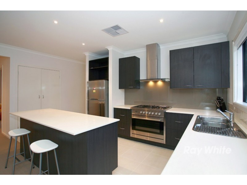 26 Banfield Place, Lyndhurst VIC 3975