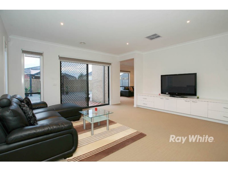 26 Banfield Place, Lyndhurst VIC 3975