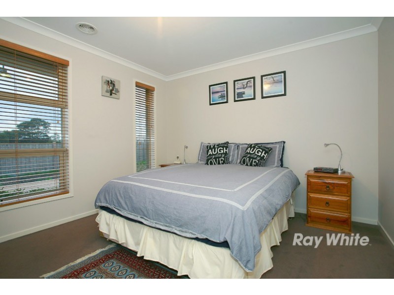 4 Camkerr Place, Lyndhurst VIC 3975