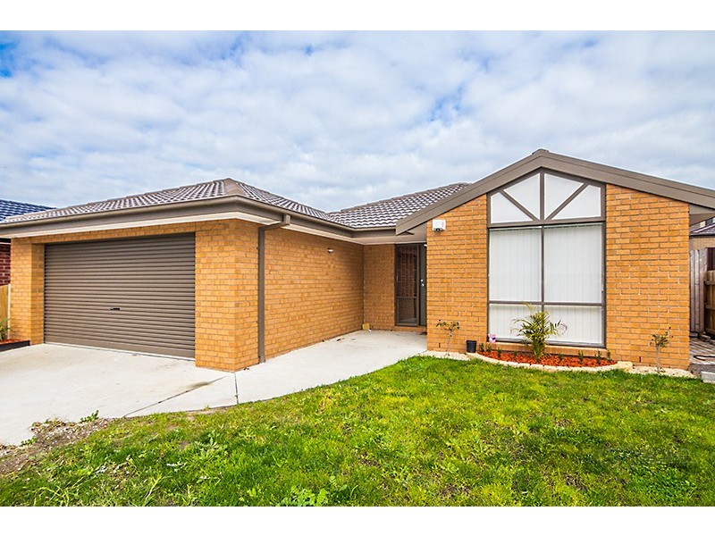 48 Central Road, Hampton Park VIC 3976