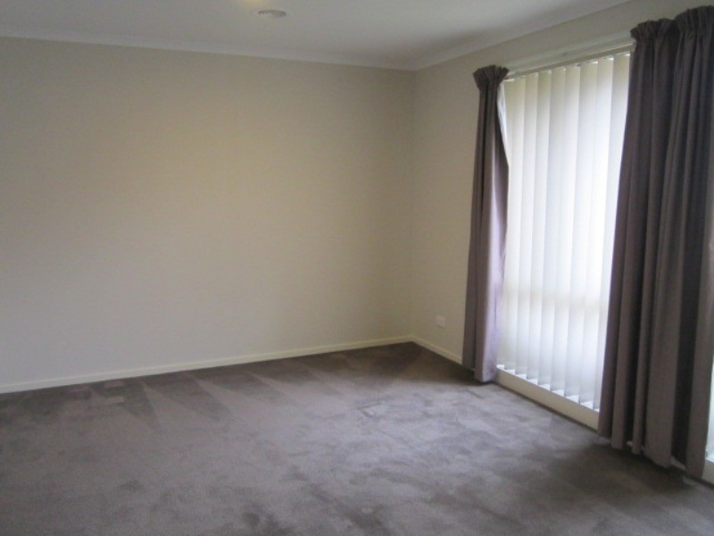 48 Central Road, Hampton Park VIC 3976