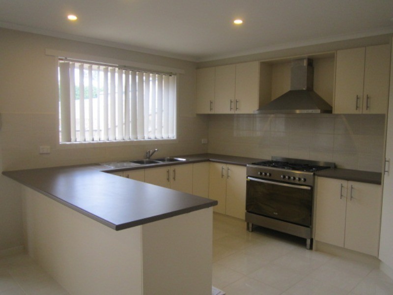 48 Central Road, Hampton Park VIC 3976