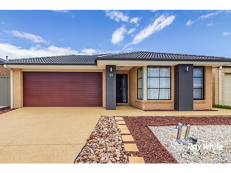23 Birdwell Drive, Cranbourne East VIC 3977