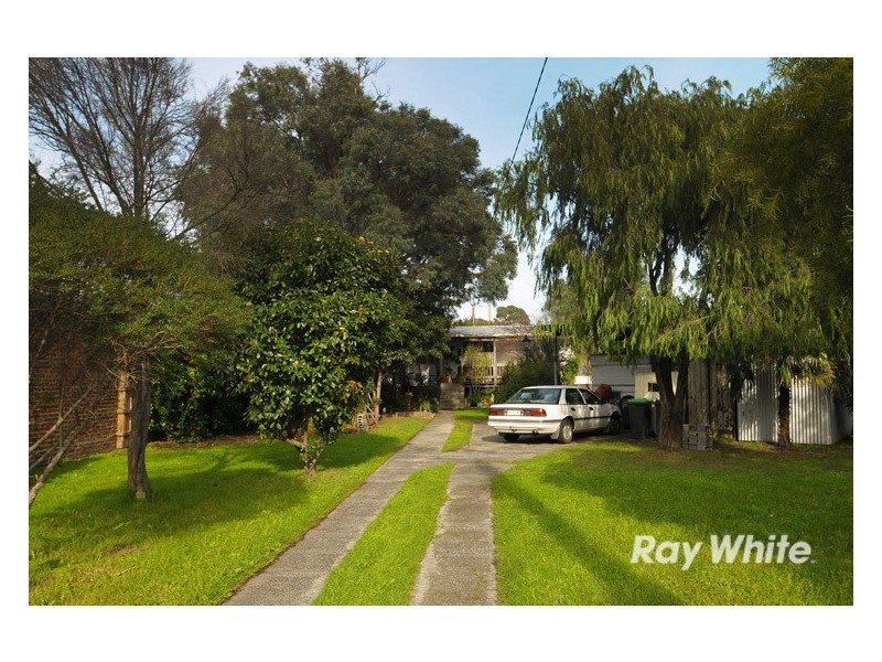 8 William Road, Carrum Downs VIC 3201