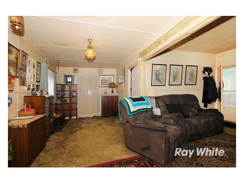 8 William Road, Carrum Downs VIC 3201