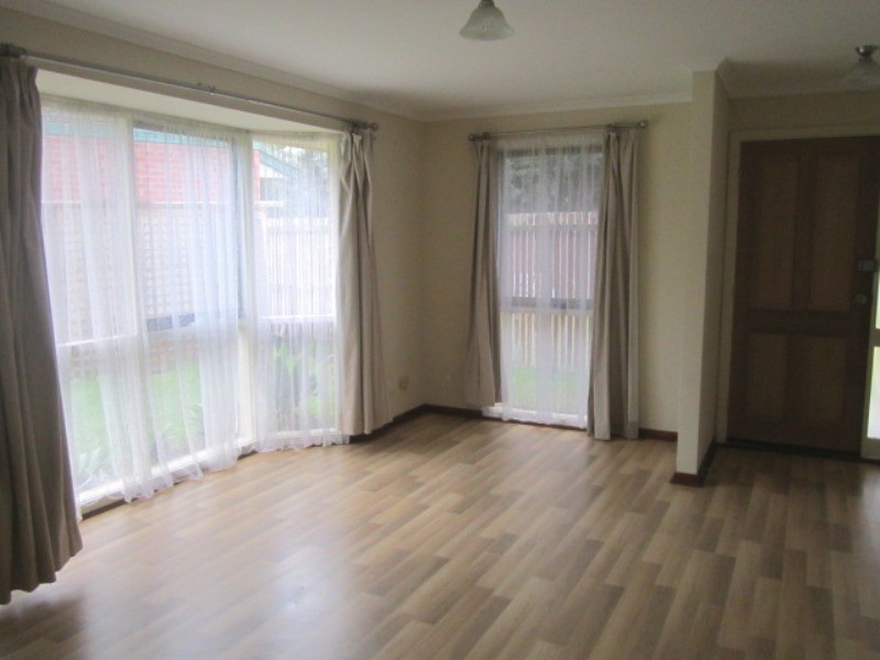 21 Franks Way, Cranbourne North VIC 3977