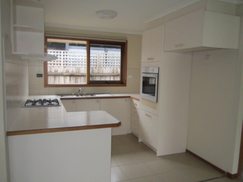 21 Franks Way, Cranbourne North VIC 3977