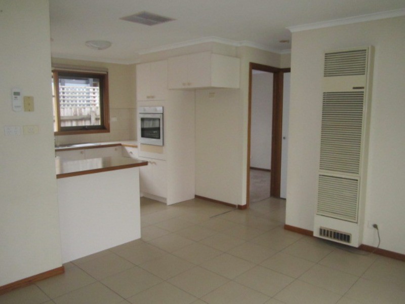 21 Franks Way, Cranbourne North VIC 3977