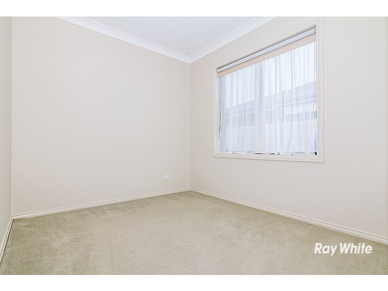 13 Pharaoh Drive, Cranbourne North VIC 3977