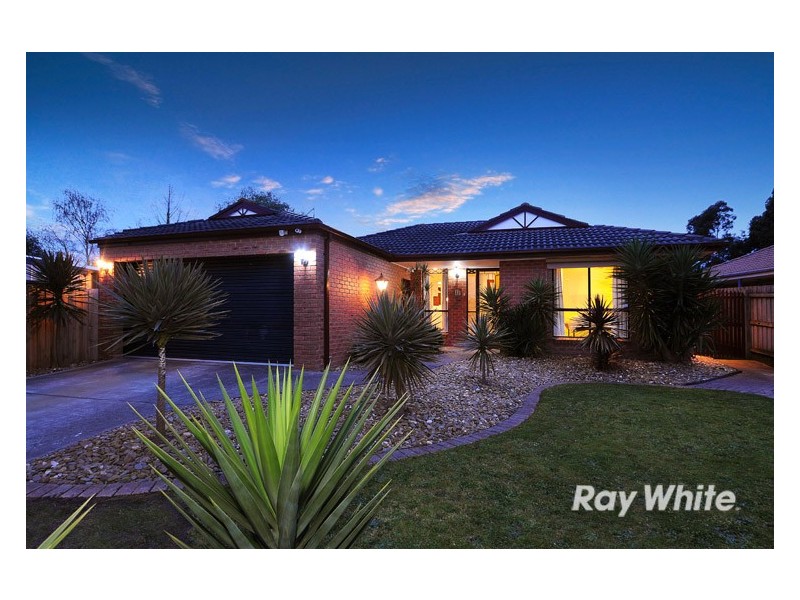 11 Fig Court, Cranbourne North VIC 3977
