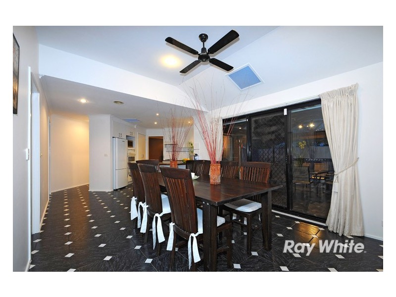 11 Fig Court, Cranbourne North VIC 3977