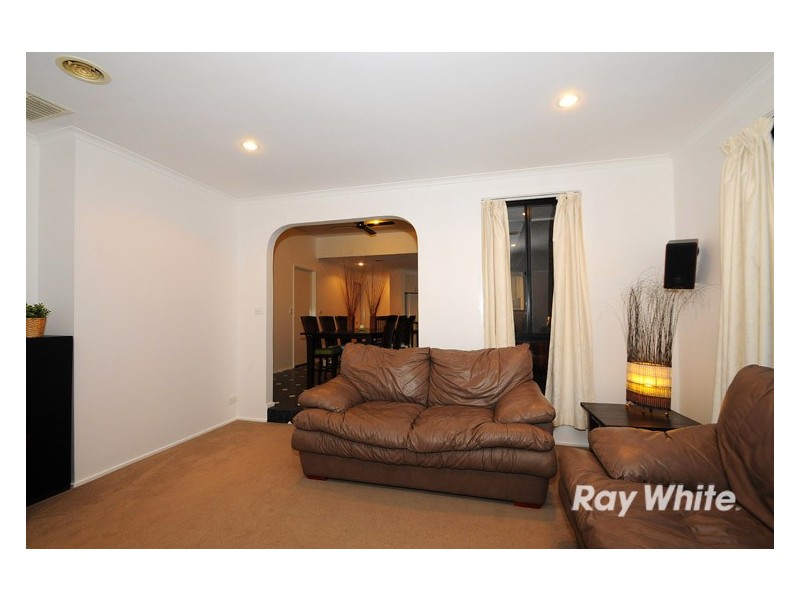 11 Fig Court, Cranbourne North VIC 3977