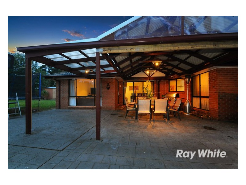 11 Fig Court, Cranbourne North VIC 3977