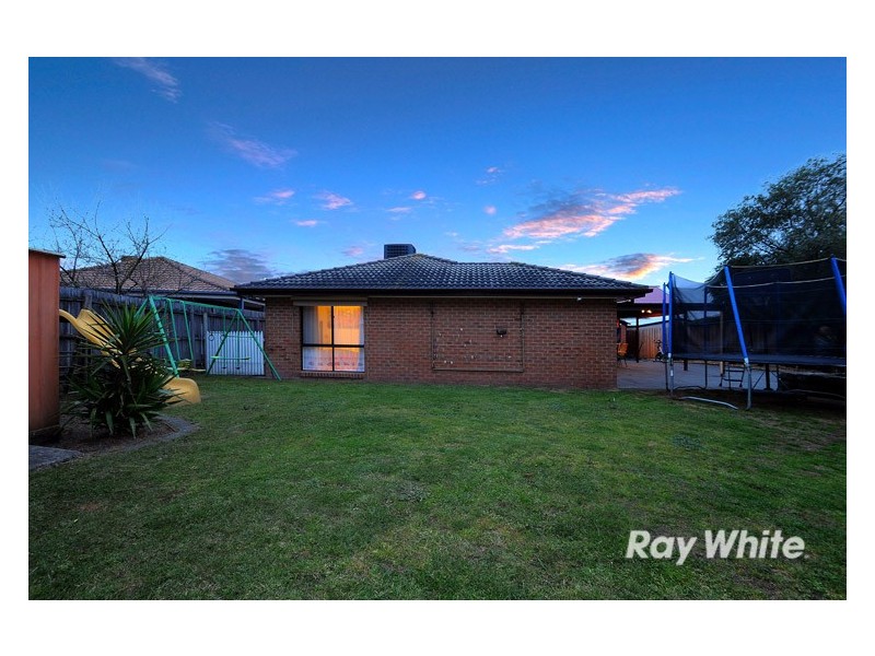 11 Fig Court, Cranbourne North VIC 3977