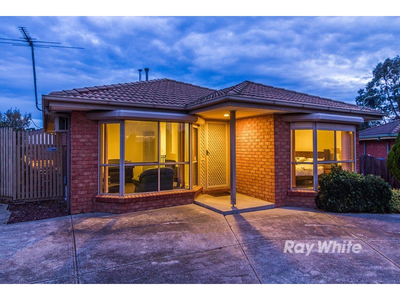 16 Manisa Place, Cranbourne West VIC 3977