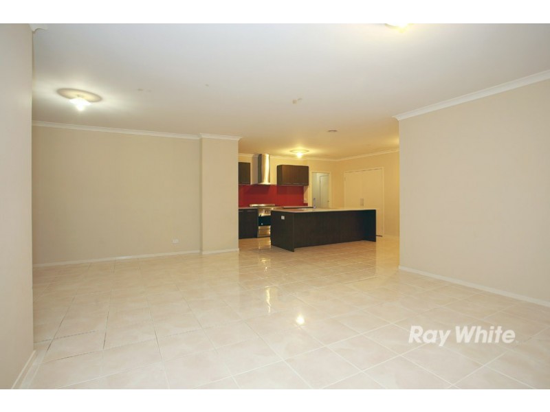 31 Mermaid Grove, Lyndhurst VIC 3975