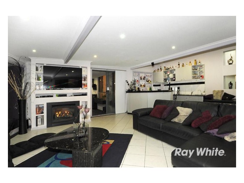 14 Lupin Court, Cranbourne North VIC 3977