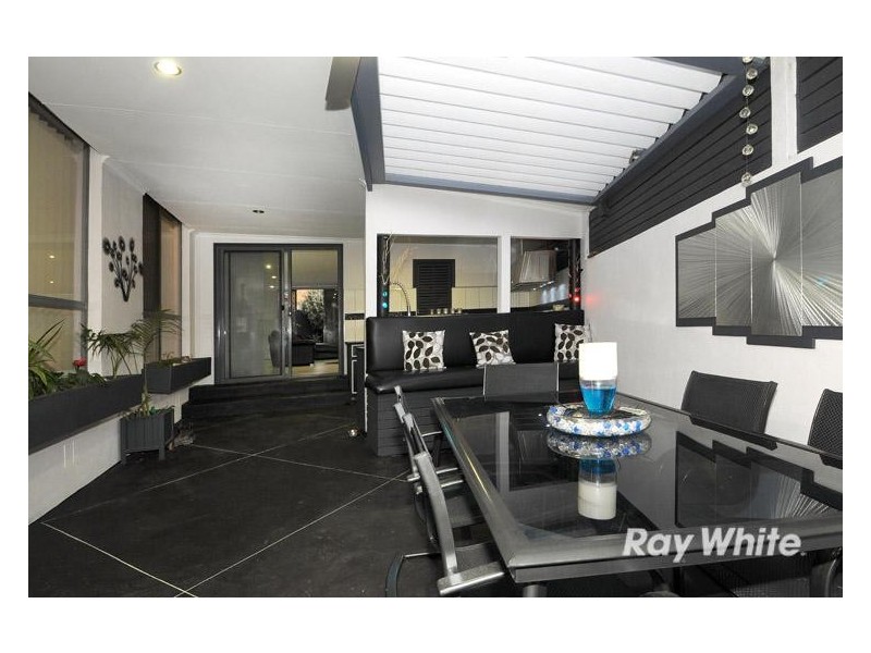 14 Lupin Court, Cranbourne North VIC 3977