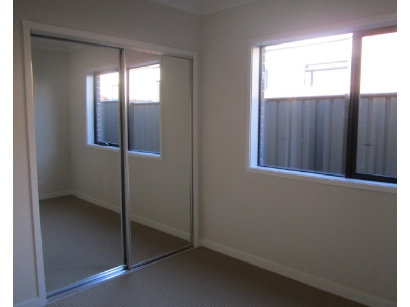 45 Karabair Street, Clyde North VIC 3978