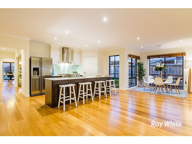 3 Tilly Place, Lynbrook VIC 3975