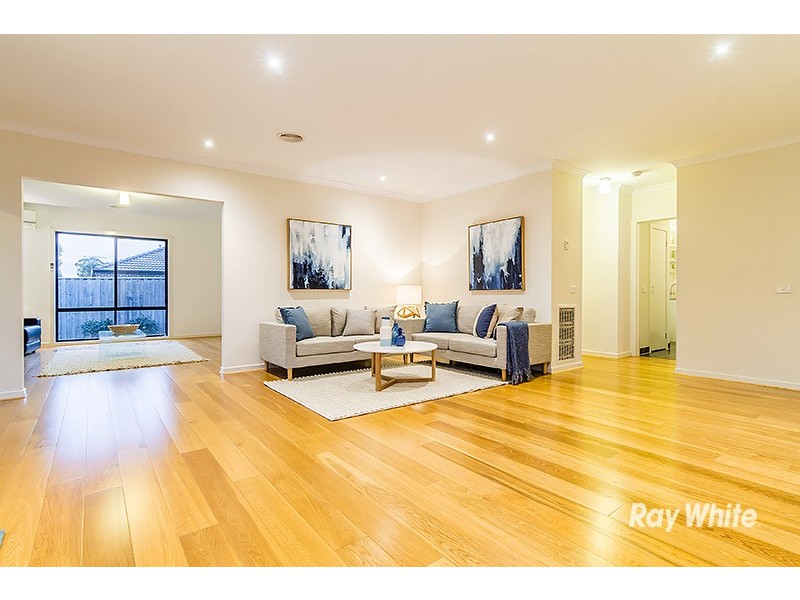 3 Tilly Place, Lynbrook VIC 3975