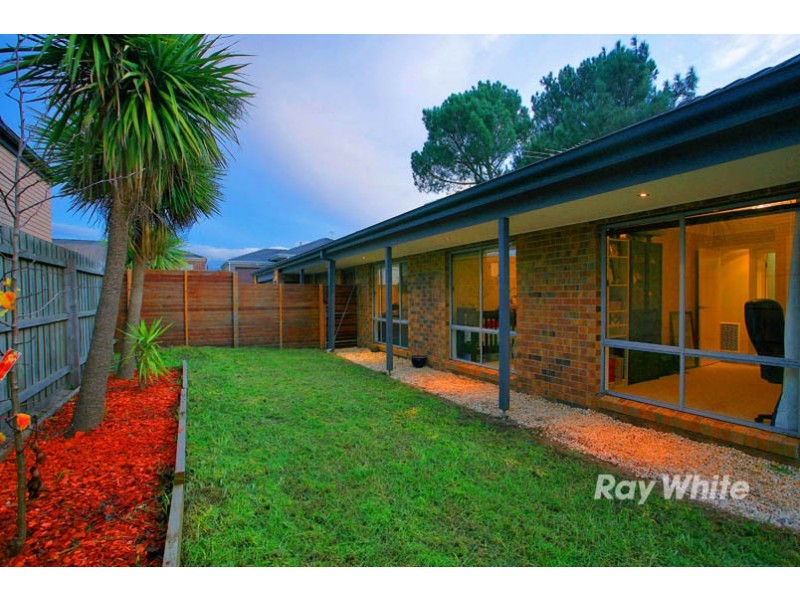 9 Ella Paige Place, Carrum Downs VIC 3201