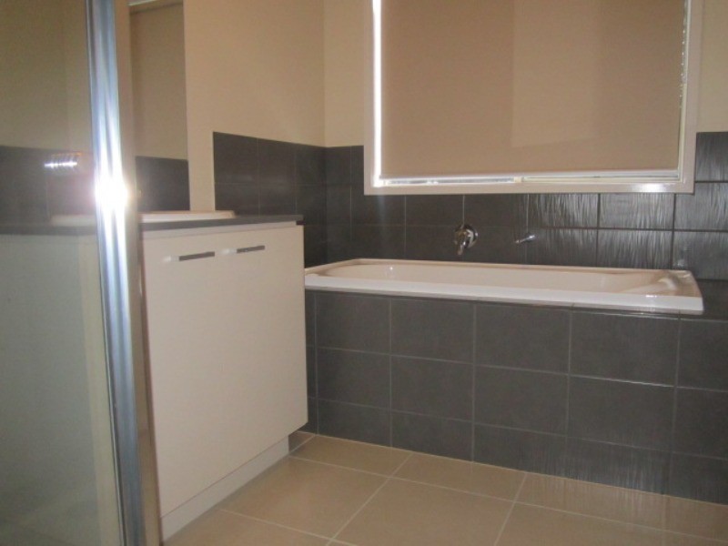 22 Minerva Avenue, Cranbourne West VIC 3977